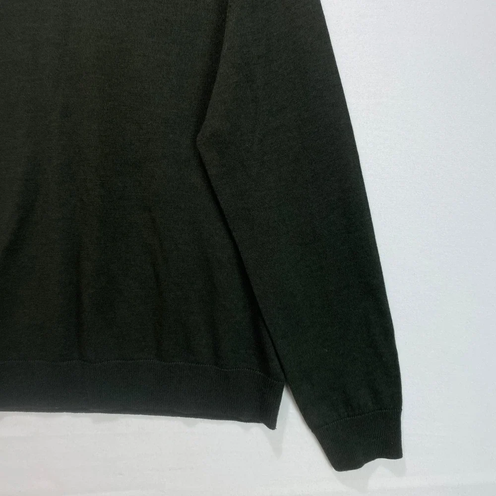 Banana Republic Mens Extra Fine Italian Merino Wool V-Neck Sweater Olive Green L